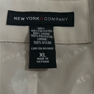 Womens Xl New York & Co double breasted, belted trench coat